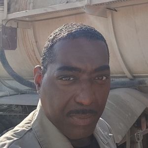 Meet your Posher, Marky